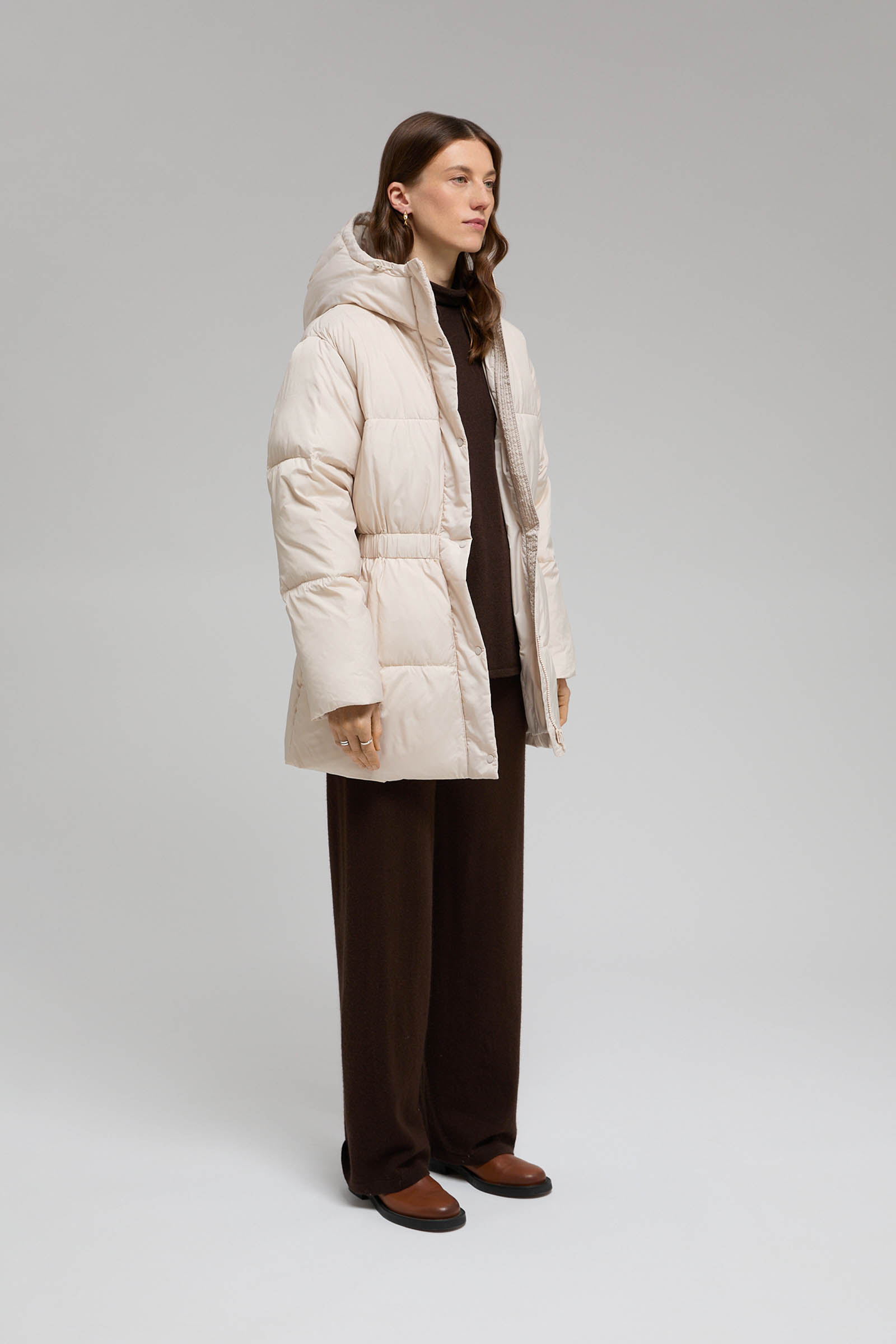 Стеганая куртка приталенного кроя