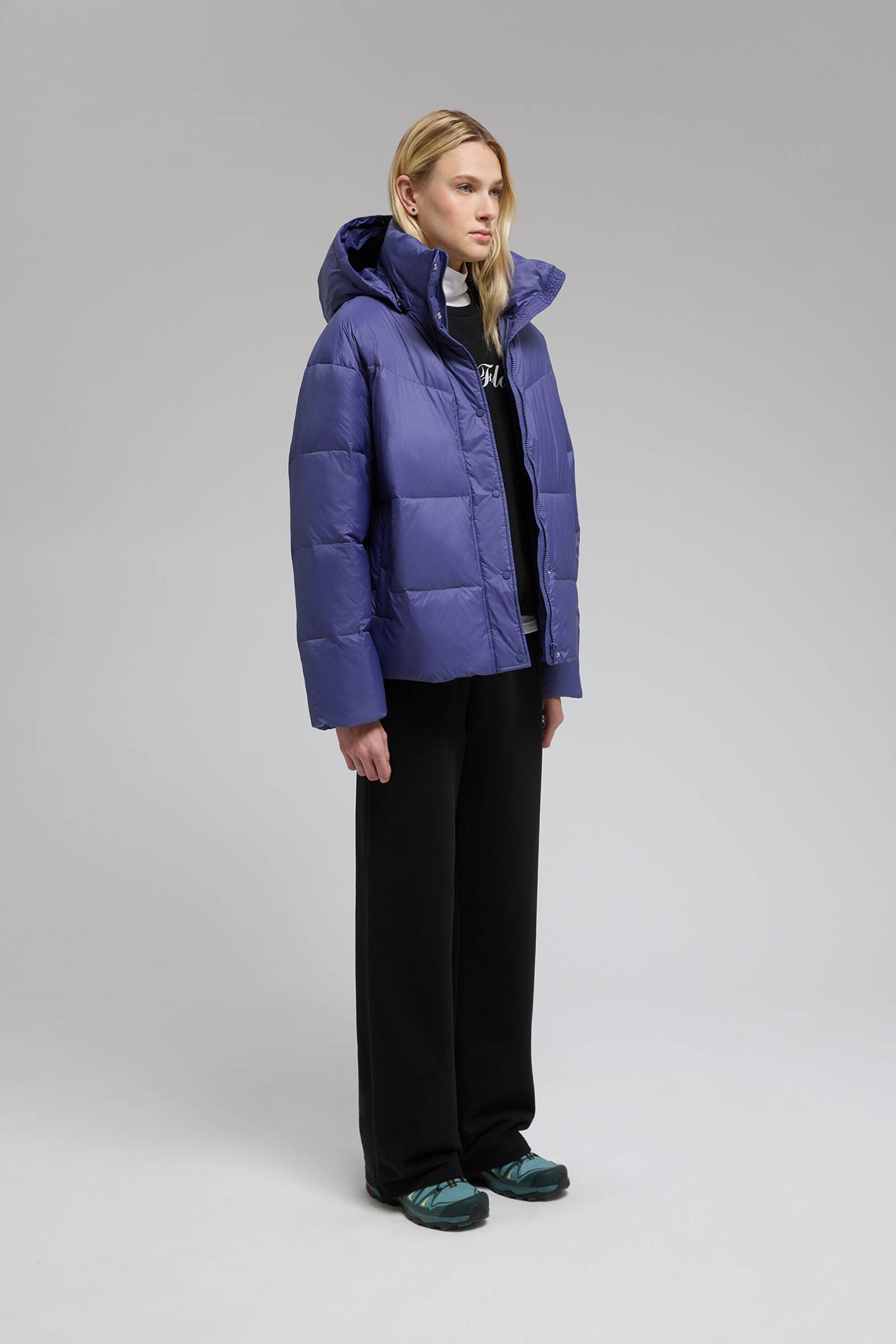 Пуховик со съемным капюшоном