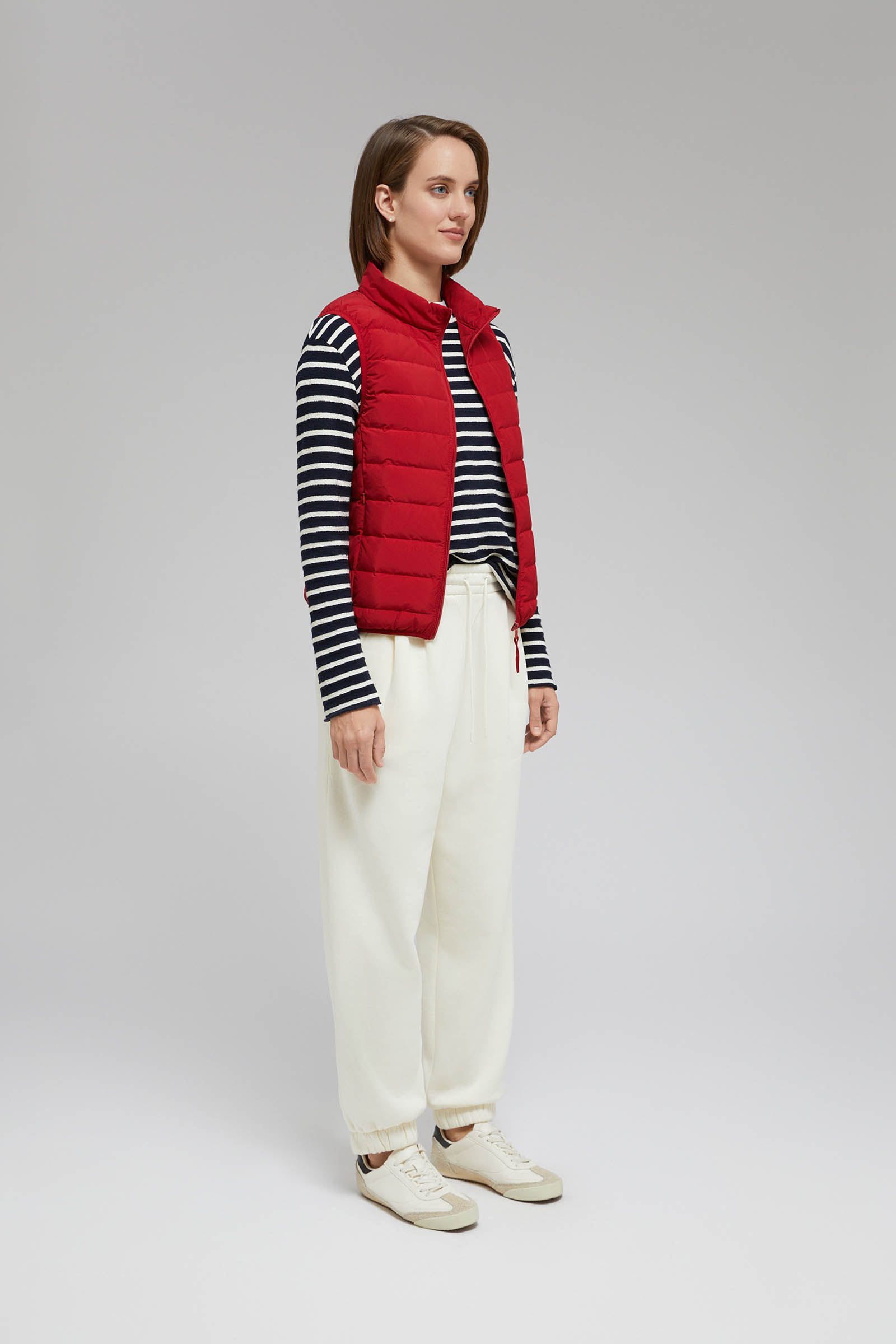 Пуховый жилет с натуральным пухом