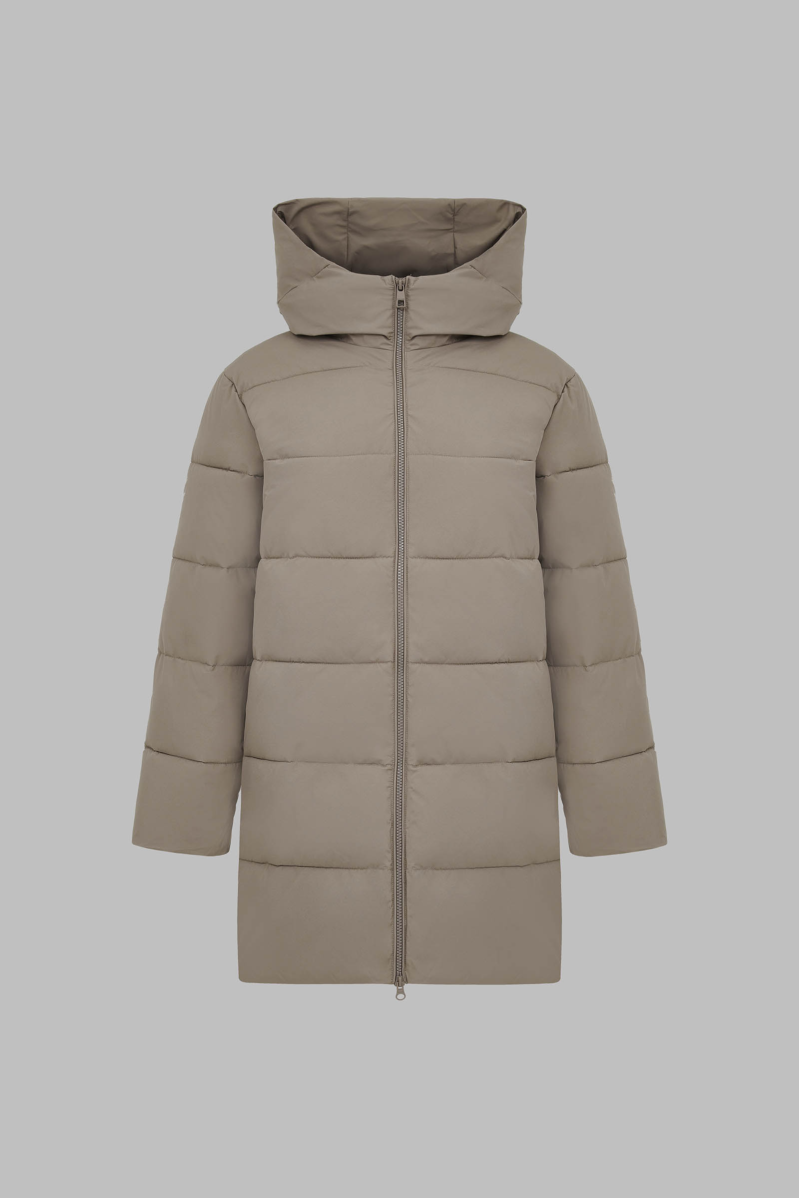 Утепленное полупальто с капюшоном