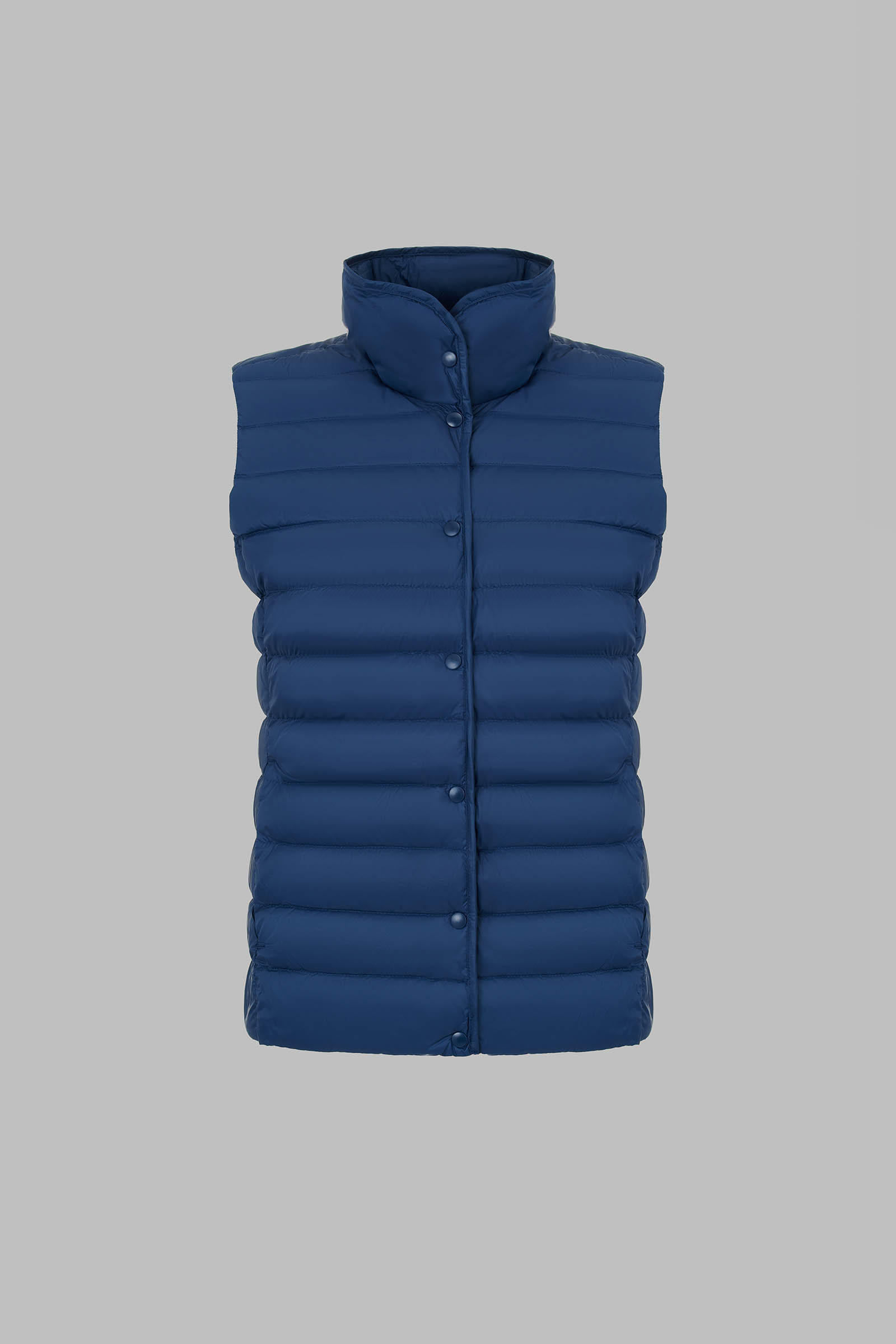 Стеганый пуховый жилет