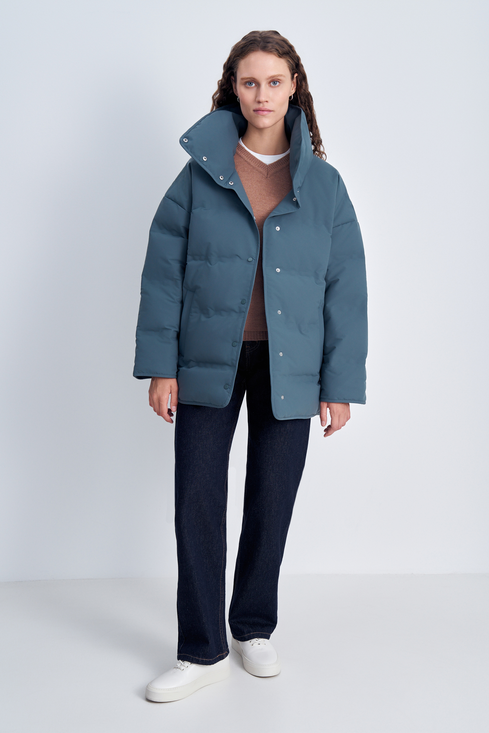 Пуховик с воротником-стойкой