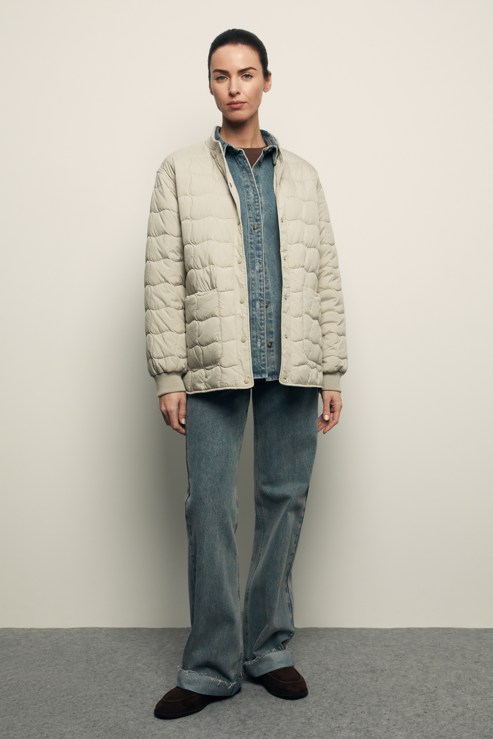 Утепленная куртка с накладными карманами