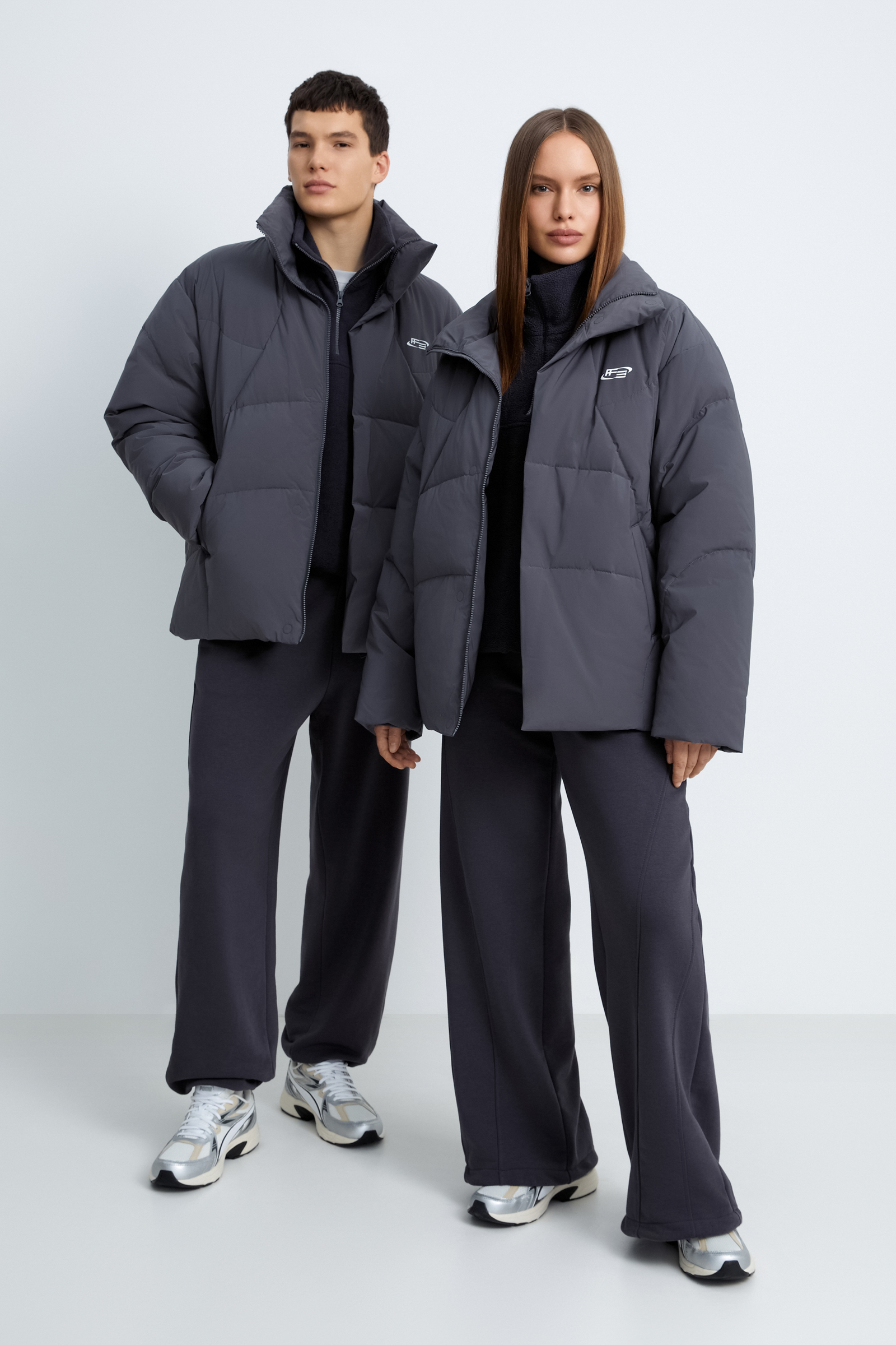 Пуховик с воротником-стойкой из коллаборации с MANEKEN