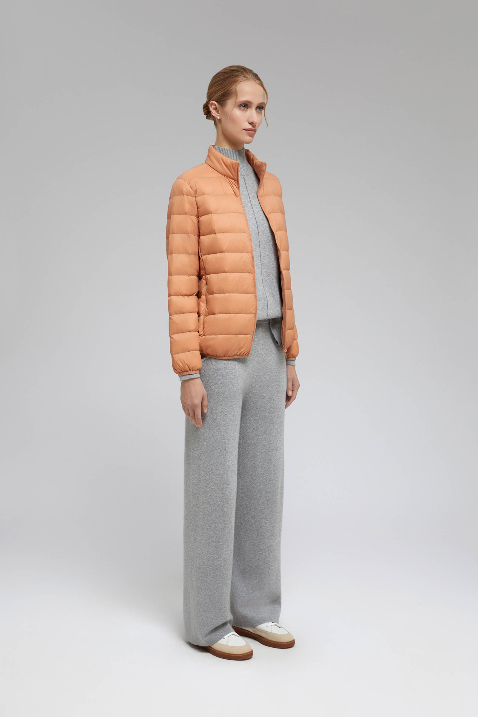 Стеганый пуховик с натуральным пухом