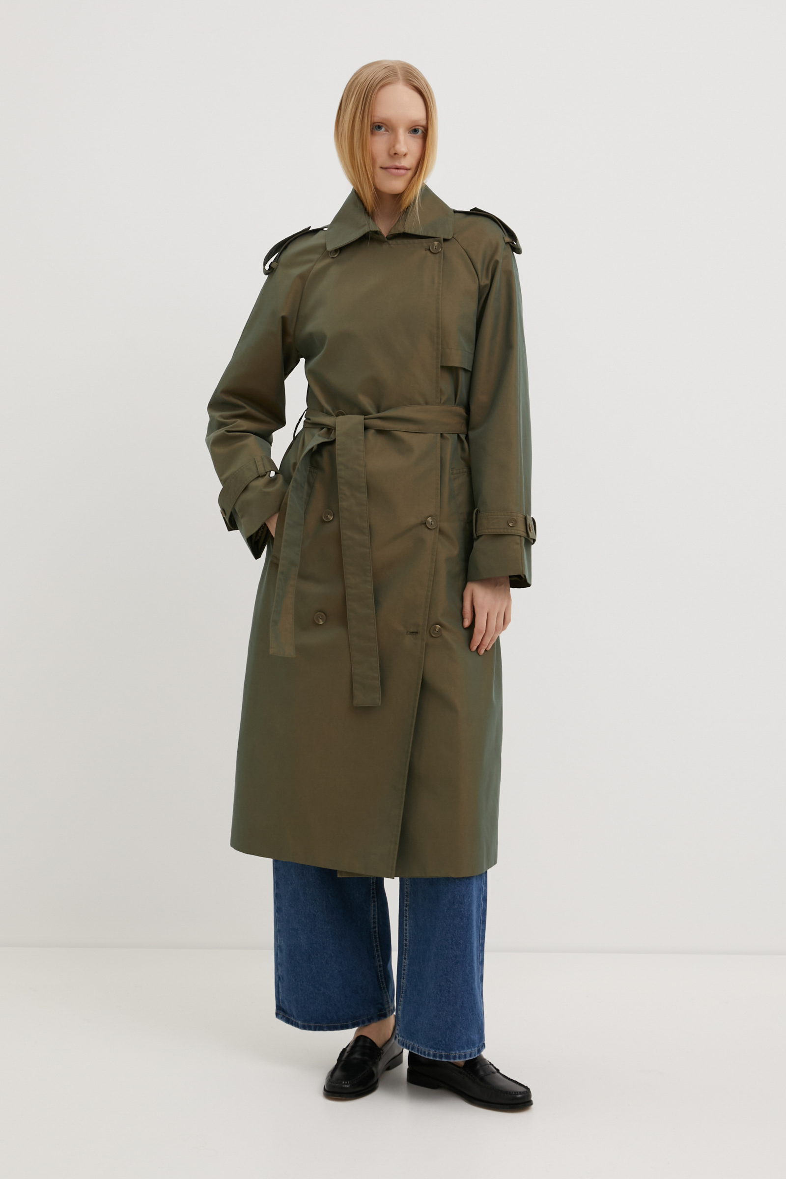 Плащ с поясом свободного силуэта