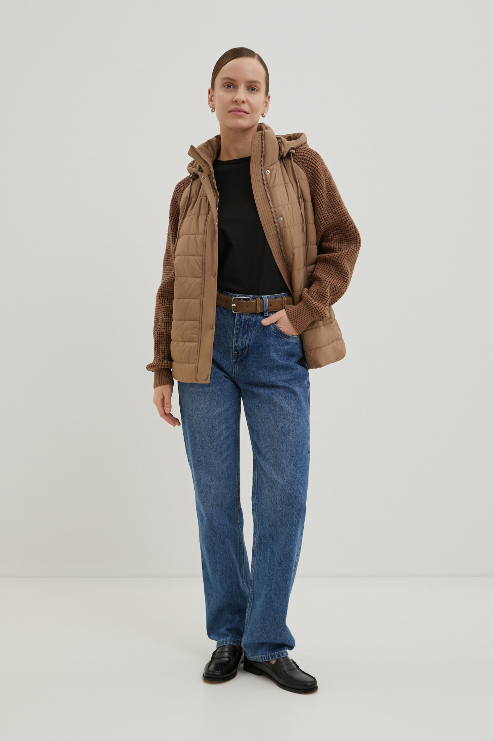 Утепленная куртка с вязаными рукавами