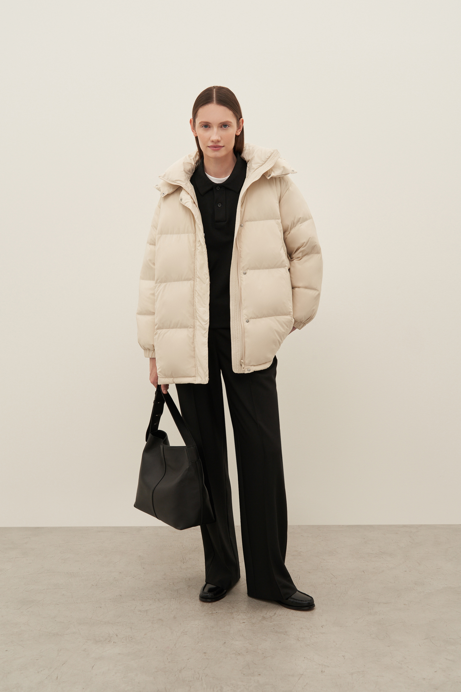 Пуховик с воротником-стойкой